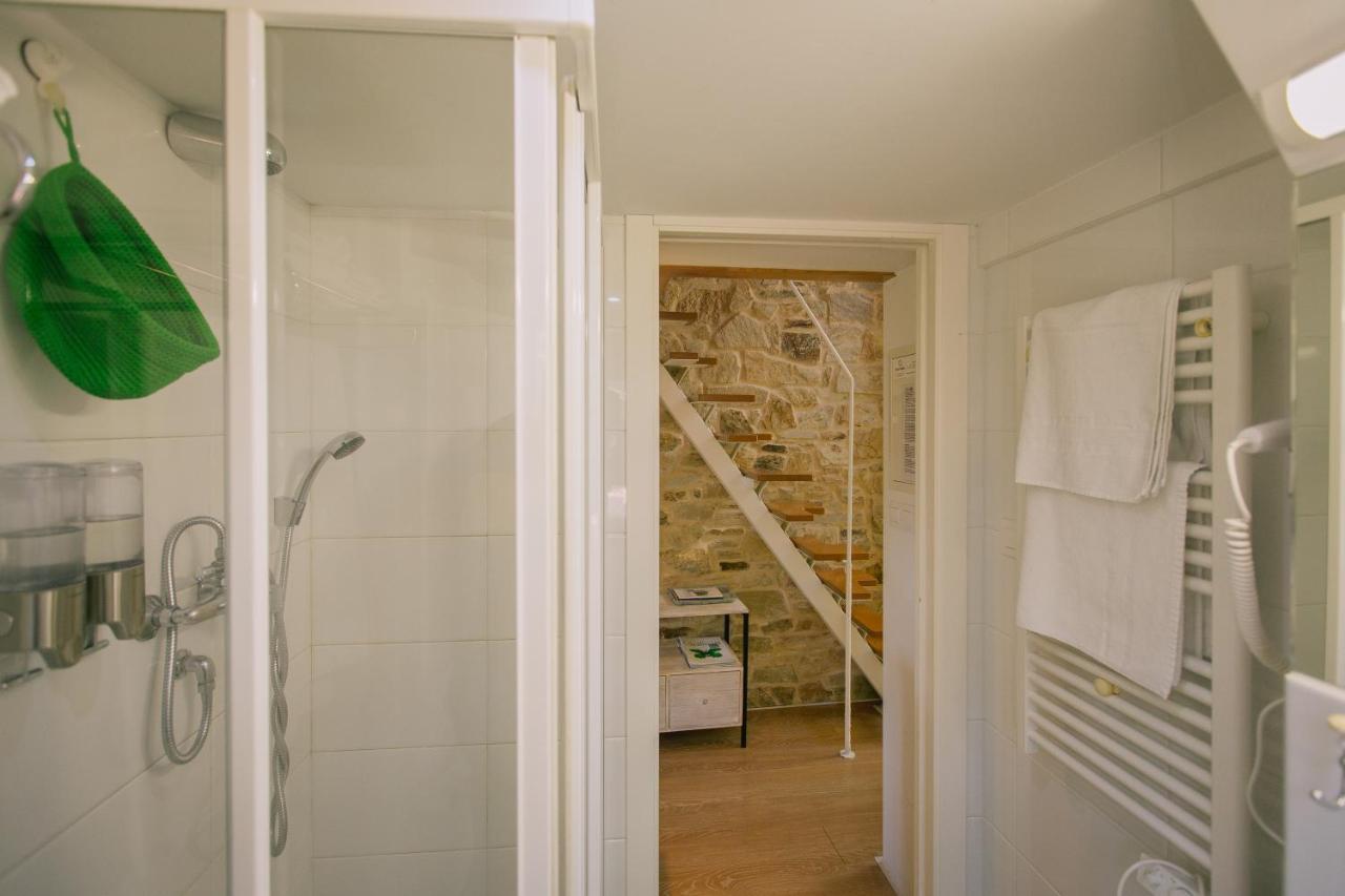Roompedra Apartamentos Turisticos Сантьяго-де-Компостела Экстерьер фото