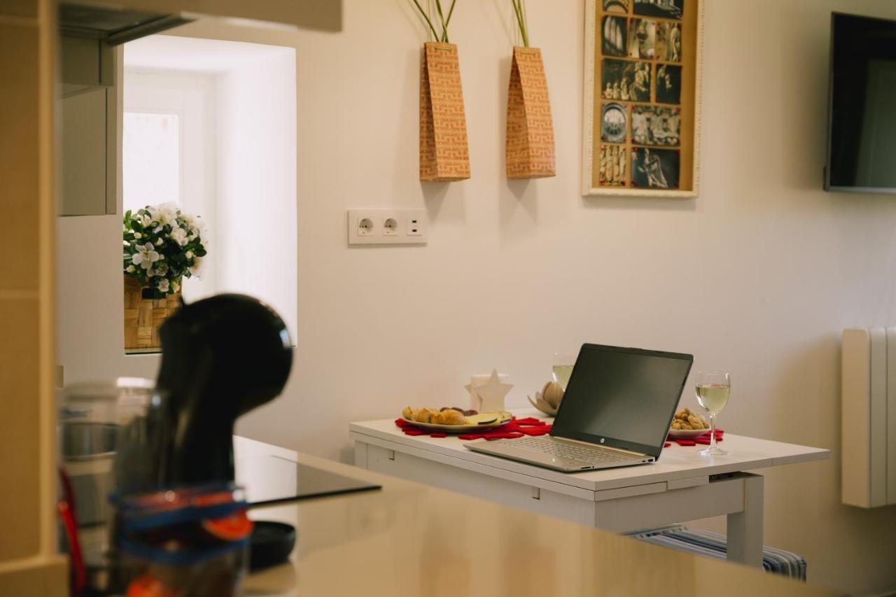 Roompedra Apartamentos Turisticos Сантьяго-де-Компостела Экстерьер фото