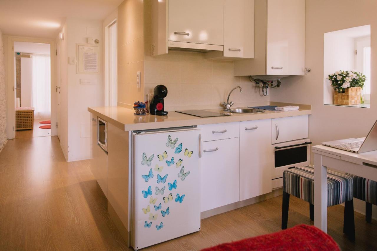 Roompedra Apartamentos Turisticos Сантьяго-де-Компостела Экстерьер фото