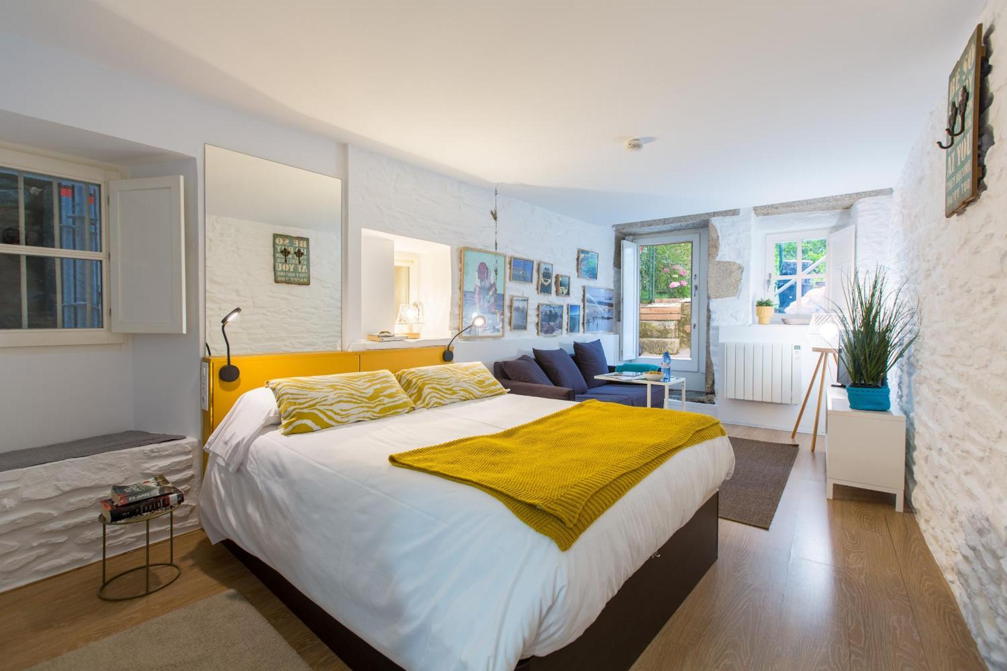Roompedra Apartamentos Turisticos Сантьяго-де-Компостела Экстерьер фото