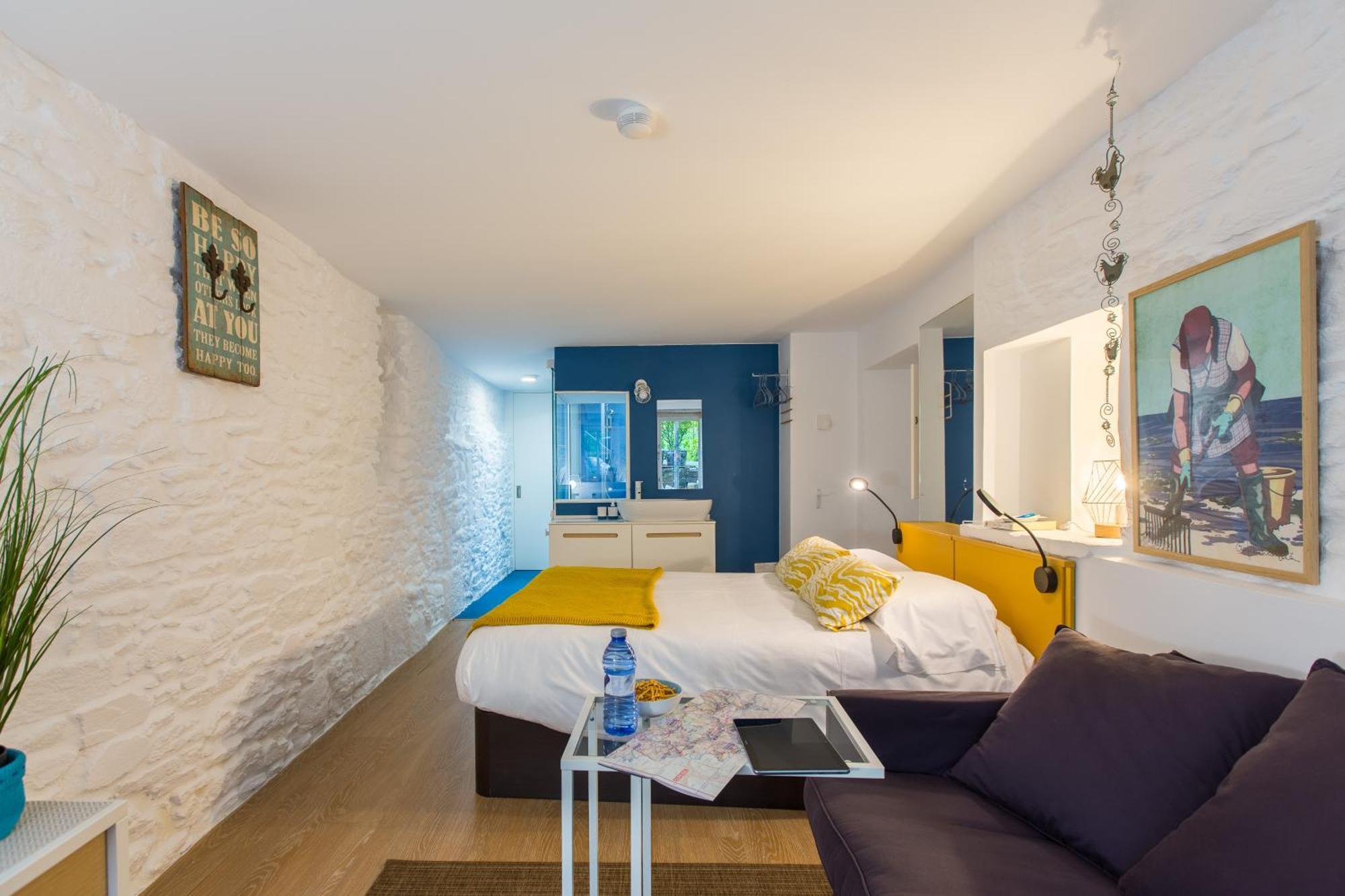 Roompedra Apartamentos Turisticos Сантьяго-де-Компостела Экстерьер фото