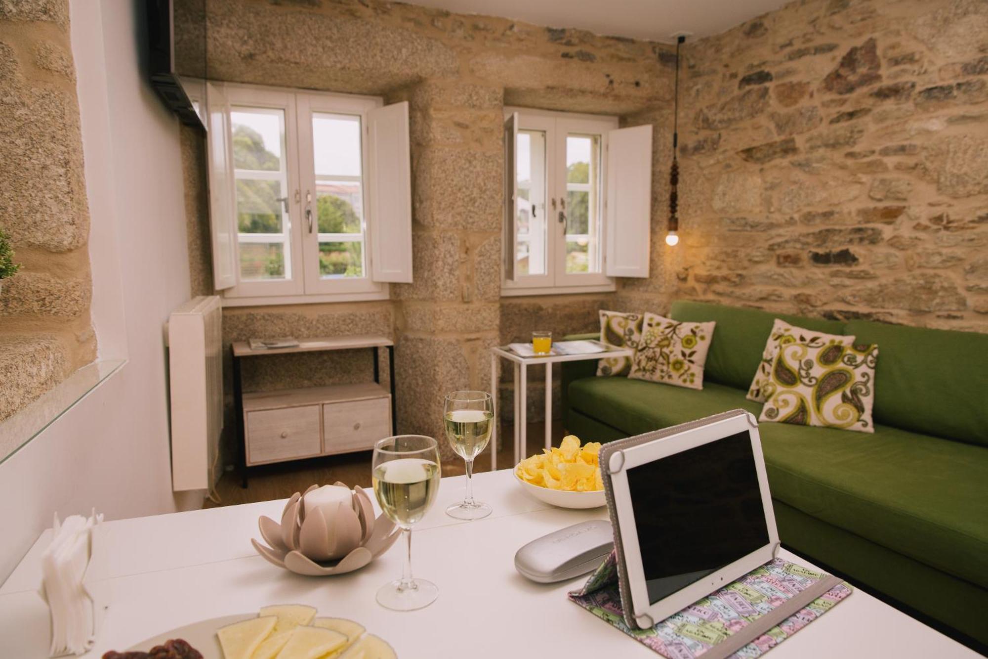 Roompedra Apartamentos Turisticos Сантьяго-де-Компостела Экстерьер фото